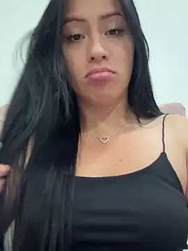 Snapshot of Sara_luna_ chatting on November 2025 12:20:02 AM Sara luna online show from November 2025 12:20:02 AM