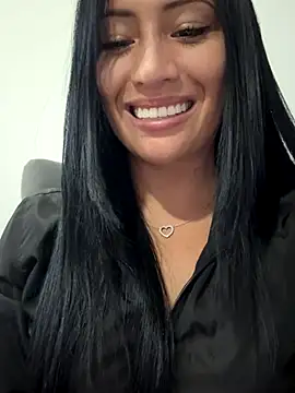 Snapshot of Sara_luna_ chatting on December 2025 08:16:02 PM Sara luna online show from December 2025 08:16:02 PM