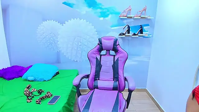 DEMI LEED online show from September 2025 12:20:01 PM