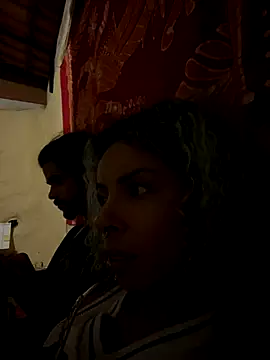 sammoura01 online show from September 2025 12:25:01 AM