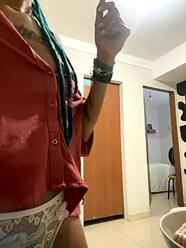 sammoura01 online show from November 2025 02:21:01 AM