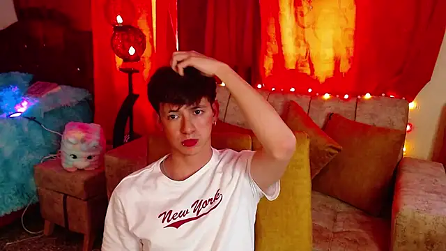 GabyThoms online show from January 2025 09:41:01 PM