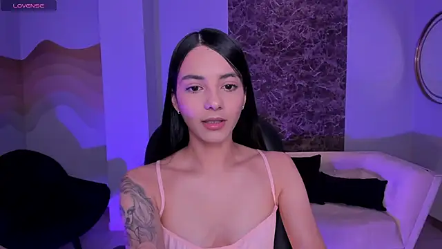 HannahJamesX online show from February 2025 06:43:02 PM