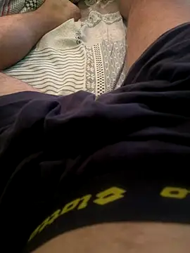 tubfunaske online show from October 2025 07:33:02 PM