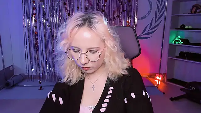 JasmineMilko online show from March 2025 12:36:02 PM