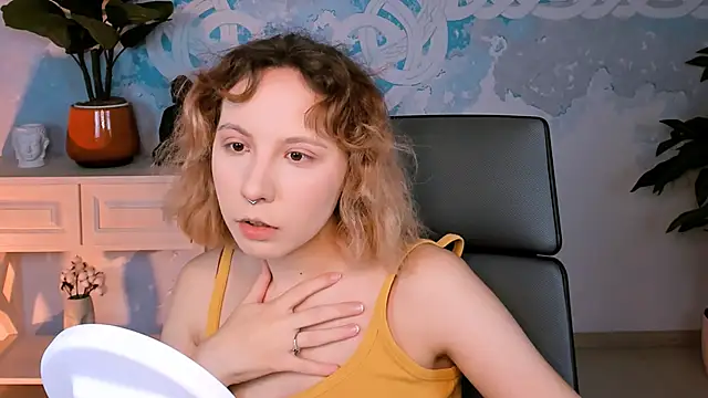 JasmineMilko online show from October 2025 05:08:01 AM