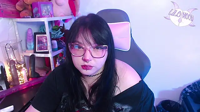 LiloMoon69 online show from January 2025 04:00:01 AM