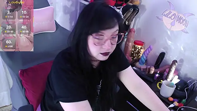 LiloMoon69 online show from September 2025 01:24:02 PM