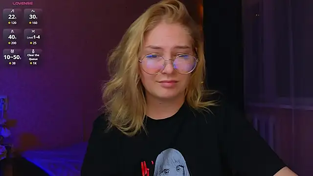 Snapshot of Catherine_River chatting on October 2025 10:49:02 PM Catherine River online show from October 2025 10:49:02 PM