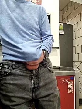 PublicNoFace online show from March 2025 01:18:01 PM