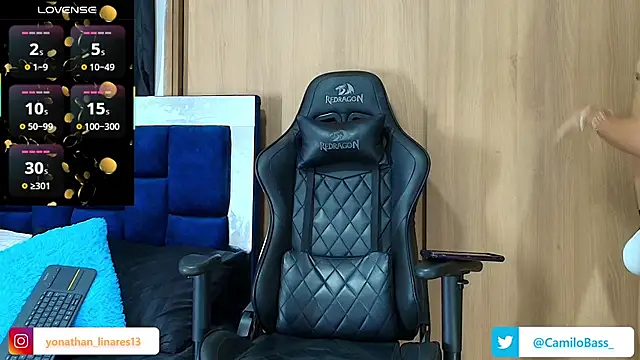  CamiloBass online show from September 2025 08:08:01 PM