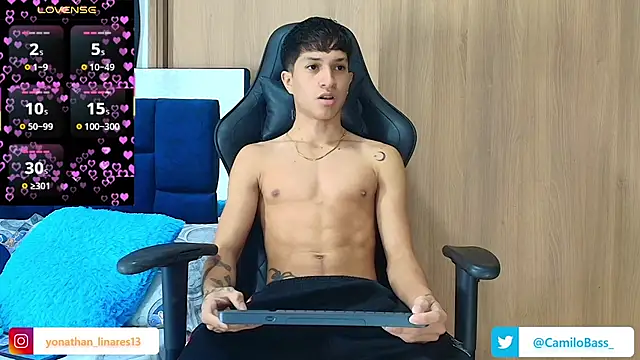  CamiloBass online show from December 2025 08:16:02 PM