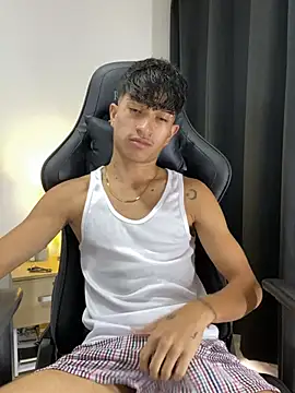  CamiloBass online show from May 2026 07:12:01 PM
