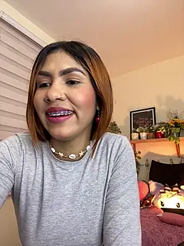 soy sarah  online show from February 2025 08:38:01 AM