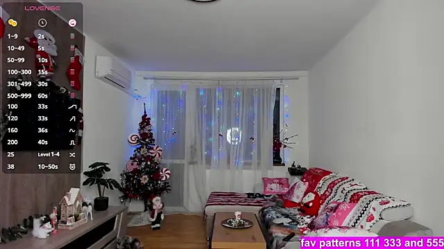 Snapshot of GabrielaLove_ chatting on December 2025 08:48:01 PM GabrielaLove online show from December 2025 08:48:01 PM