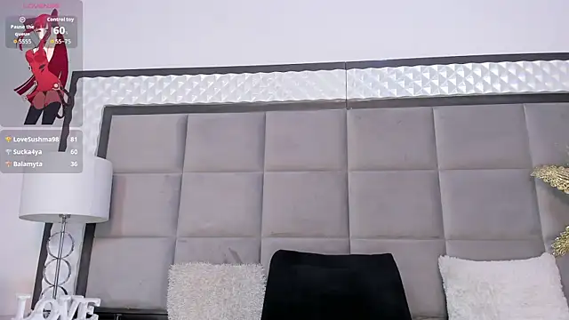 OliviaBurning online show from September 2025 11:04:02 PM