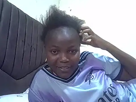 Snapshot of pretty_vivy chatting on February 2025 11:02:02 AM pretty vivy online show from February 2025 11:02:02 AM