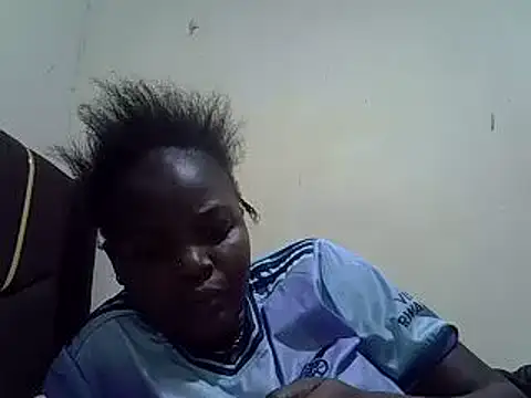 Snapshot of pretty_vivy chatting on February 2025 05:43:01 PM pretty vivy online show from February 2025 05:43:01 PM