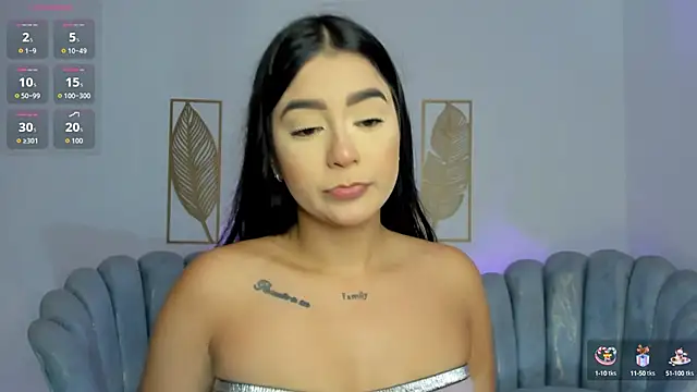 amelie jhons online show from September 2025 08:00:02 PM