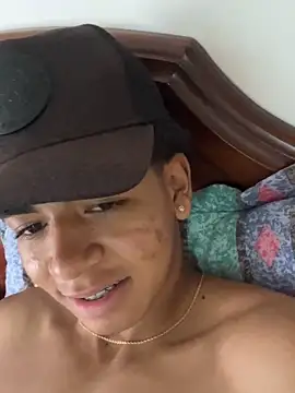 JoanG10 online show from September 2025 04:06:01 PM