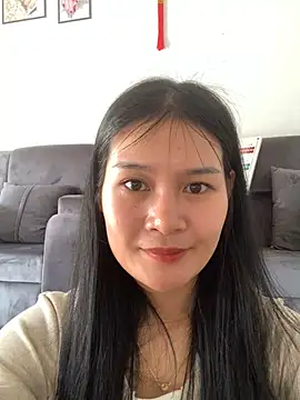 Snapshot of Zeni_fer chatting on January 2025 04:37:02 AM Zeni fer online show from January 2025 04:37:02 AM