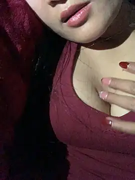 Snapshot of Zeni_fer chatting on February 2025 09:32:01 AM Zeni fer online show from February 2025 09:32:01 AM