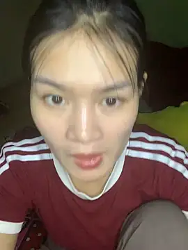 Snapshot of Zeni_fer chatting on March 2025 03:12:02 AM Zeni fer online show from March 2025 03:12:02 AM