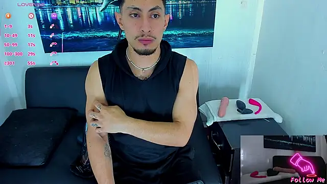 Piggy Eddy online show from October 2025 11:25:02 PM