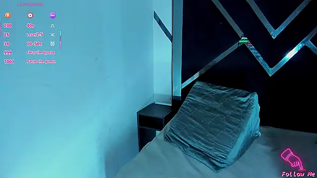 Piggy Eddy online show from November 2025 09:13:02 PM