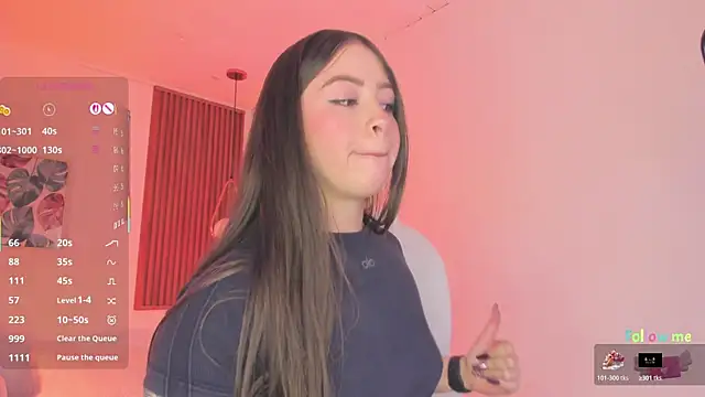 TiffanyWright online show from November 2025 01:33:02 PM