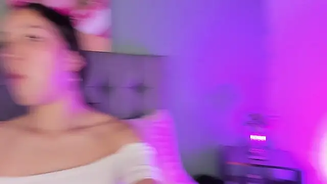 Cassie fletcher  online show from December 2025 02:58:02 PM