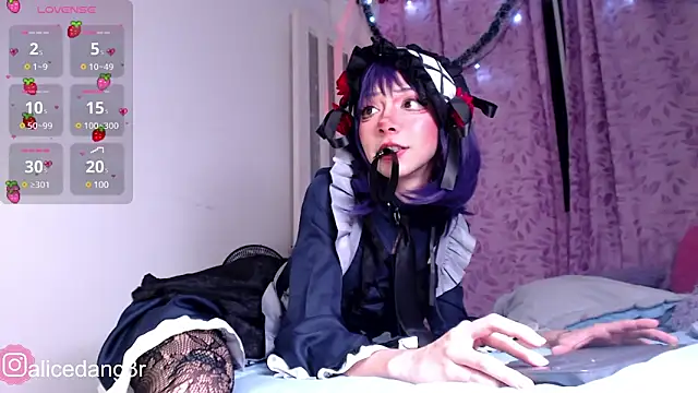 Alicedangerrr online show from December 2024 03:05:02 AM