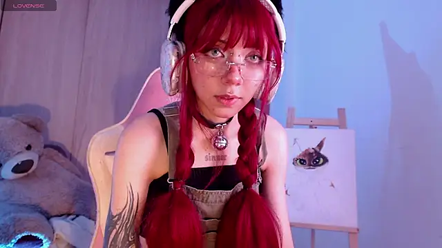 Alicedangerrr online show from October 2025 04:59:02 AM