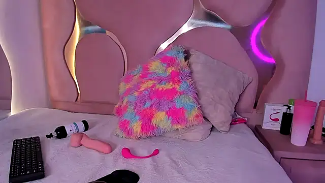 MaiteHT online show from March 2025 04:46:01 PM