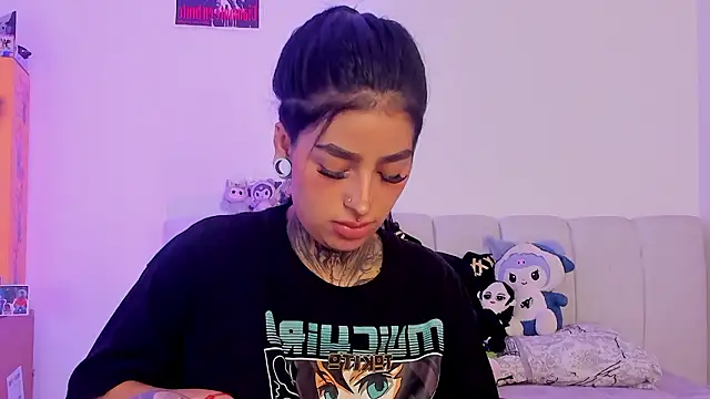 Snapshot of shadowcatt_ chatting on February 2026 08:29:02 PM shadowcatt online show from February 2026 08:29:02 PM