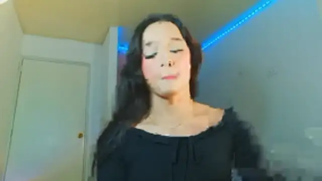 Snapshot of alexaryderr chatting on February 2026 02:27:02 AM alexaryderr online show from February 2026 02:27:02 AM