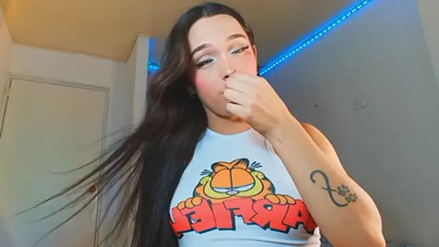 Snapshot of alexaryderr chatting on February 2026 01:53:02 AM alexaryderr online show from February 2026 01:53:02 AM