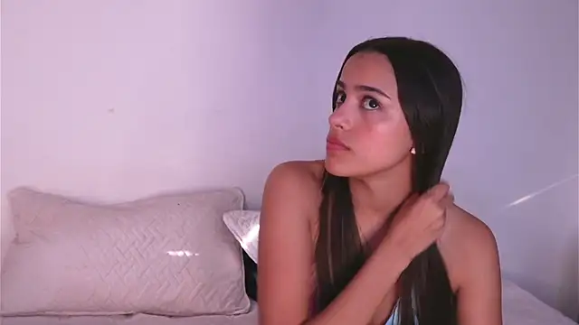 Nicky and Blake online show from December 2024 09:20:01 PM