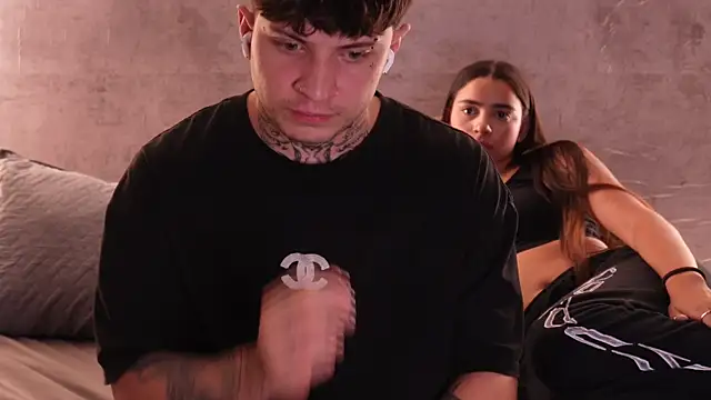 Nicky and Blake online show from November 2025 09:37:02 PM