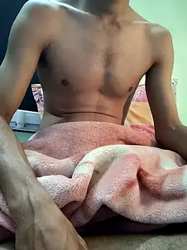 Snapshot of king_boy chatting on December 2024 06:38:01 PM king boy online show from December 2024 06:38:01 PM