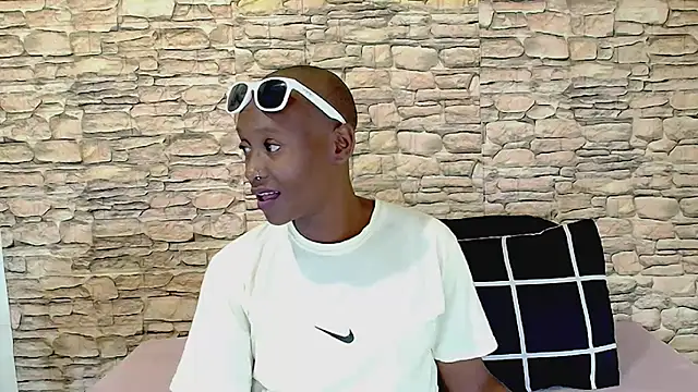 EbonyOlive69 online show from April 2026 05:22:02 PM