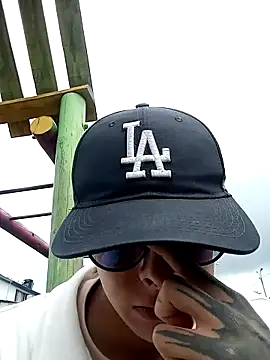 Cuervo maniaco online show from December 2024 04:49:01 PM