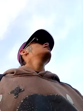 Cuervo maniaco online show from December 2024 10:43:02 PM