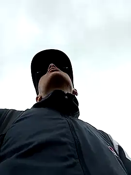 Cuervo maniaco online show from March 2025 04:24:01 PM