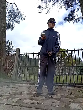 Cuervo maniaco online show from October 2025 04:17:01 PM