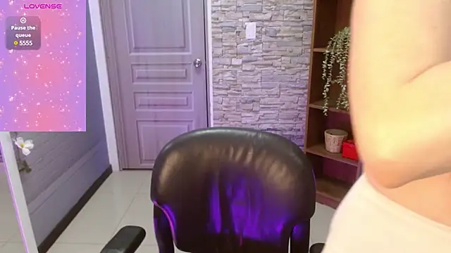 Manuela bela online show from February 2025 11:23:02 AM