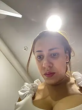 AnnbellaRosse online show from February 2025 10:52:02 PM