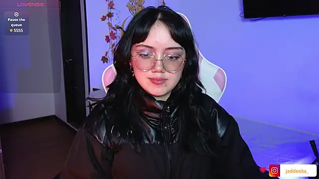 suzumi   online show from January 2025 12:52:02 AM