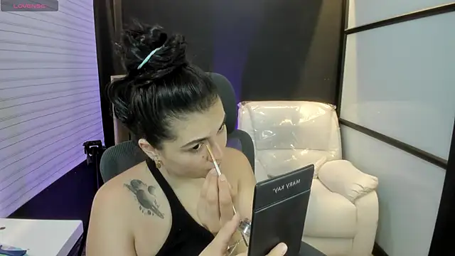 TifanyWhite  online show from March 2025 08:43:01 PM