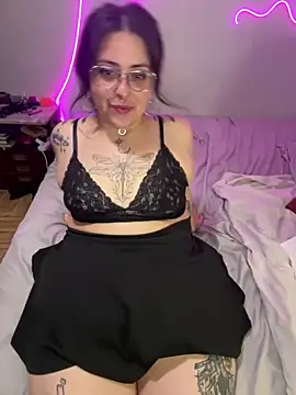 Mizztikaa online show from February 2025 04:06:01 AM